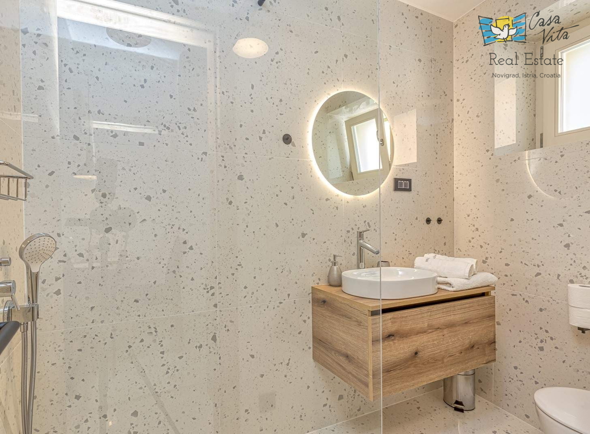 Apartmajska hiša v Vrsarju