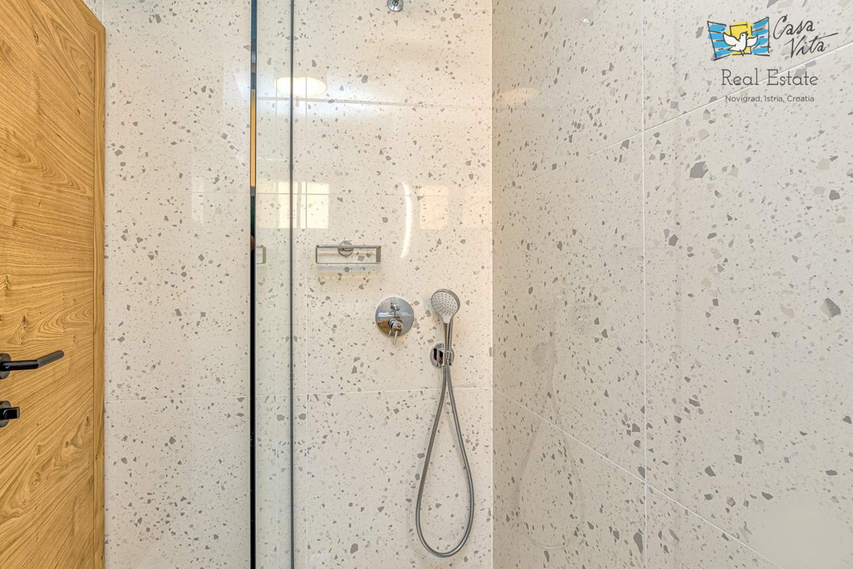 Apartmajska hiša v Vrsarju