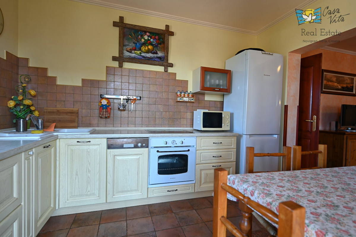 Apartma v pritličju s pogledom na morje - Novigrad
