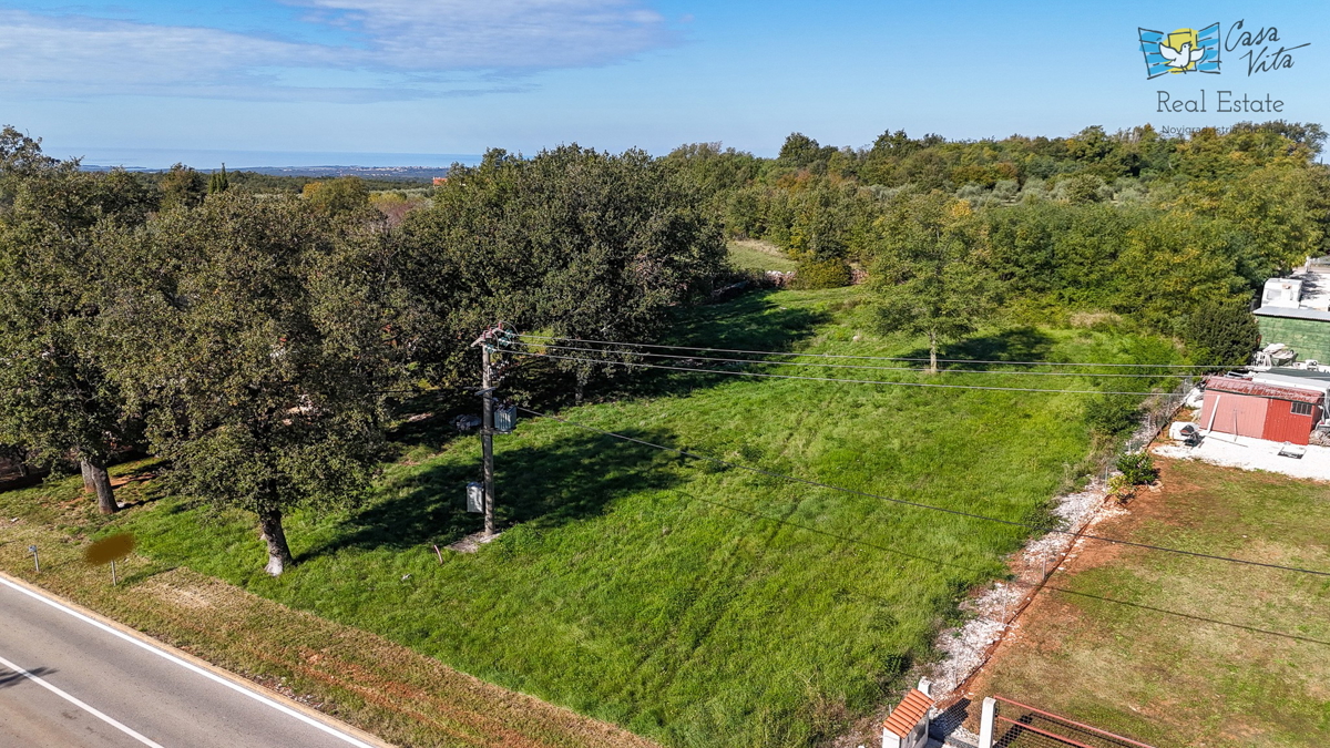 ISTRA, VIŠNJAN - Gradbena parcela s projektom za stanovanjsko stavbo