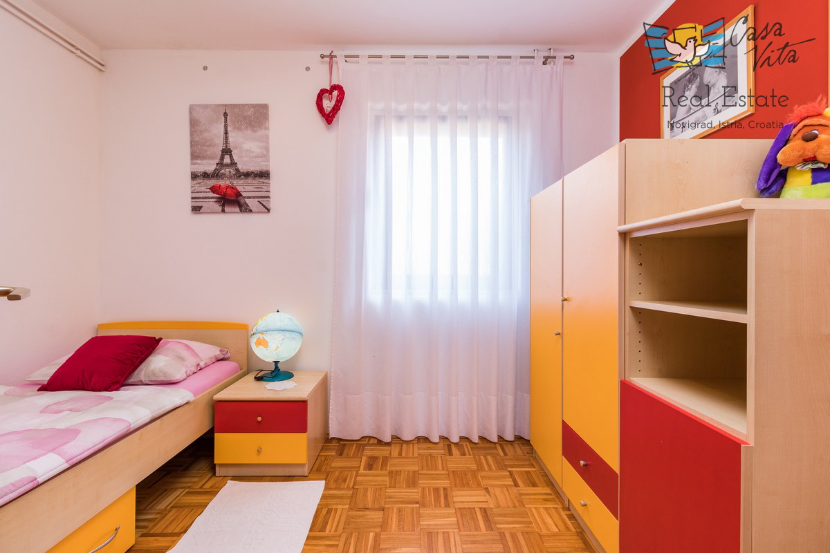 Prodamo samostojno hišo, Svetvinčenat, 650.000 €