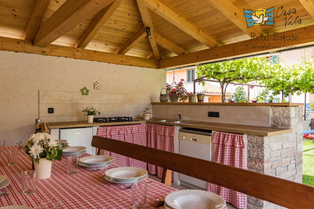 Prodamo samostojno hišo, Svetvinčenat, 650.000 €