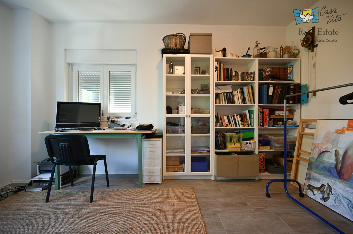 ISTRA, Umag - Samostojna hiša v okolici Lovrečice!