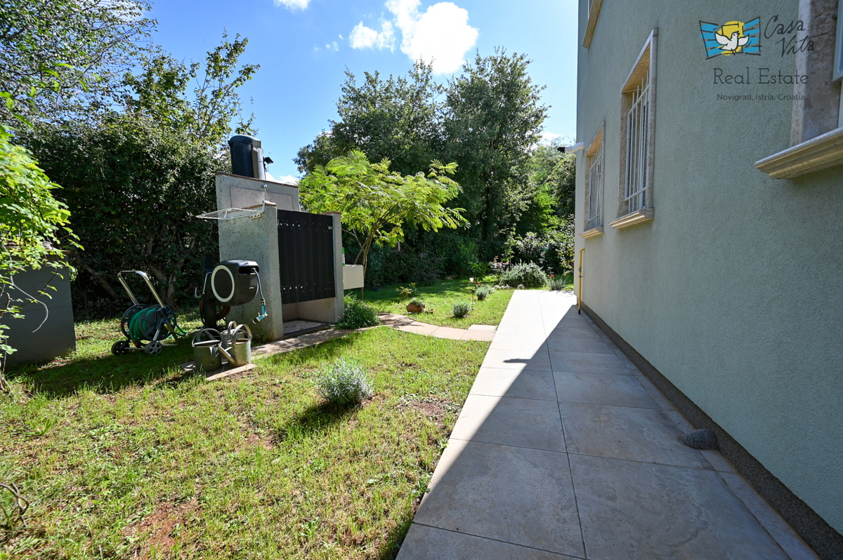 ISTRA, Umag - Samostojna hiša v okolici Lovrečice!