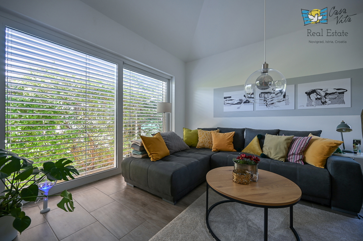 ISTRA, Umag - Samostojna hiša v okolici Lovrečice!