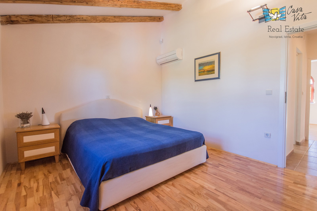 ISTRA, POREČ - Lep pritlični objekt v okolici mesta Poreč s čudovitim pogledom na morje!