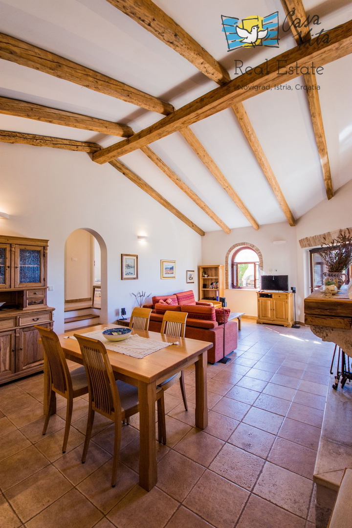 ISTRA, POREČ - Lep pritlični objekt v okolici mesta Poreč s čudovitim pogledom na morje!