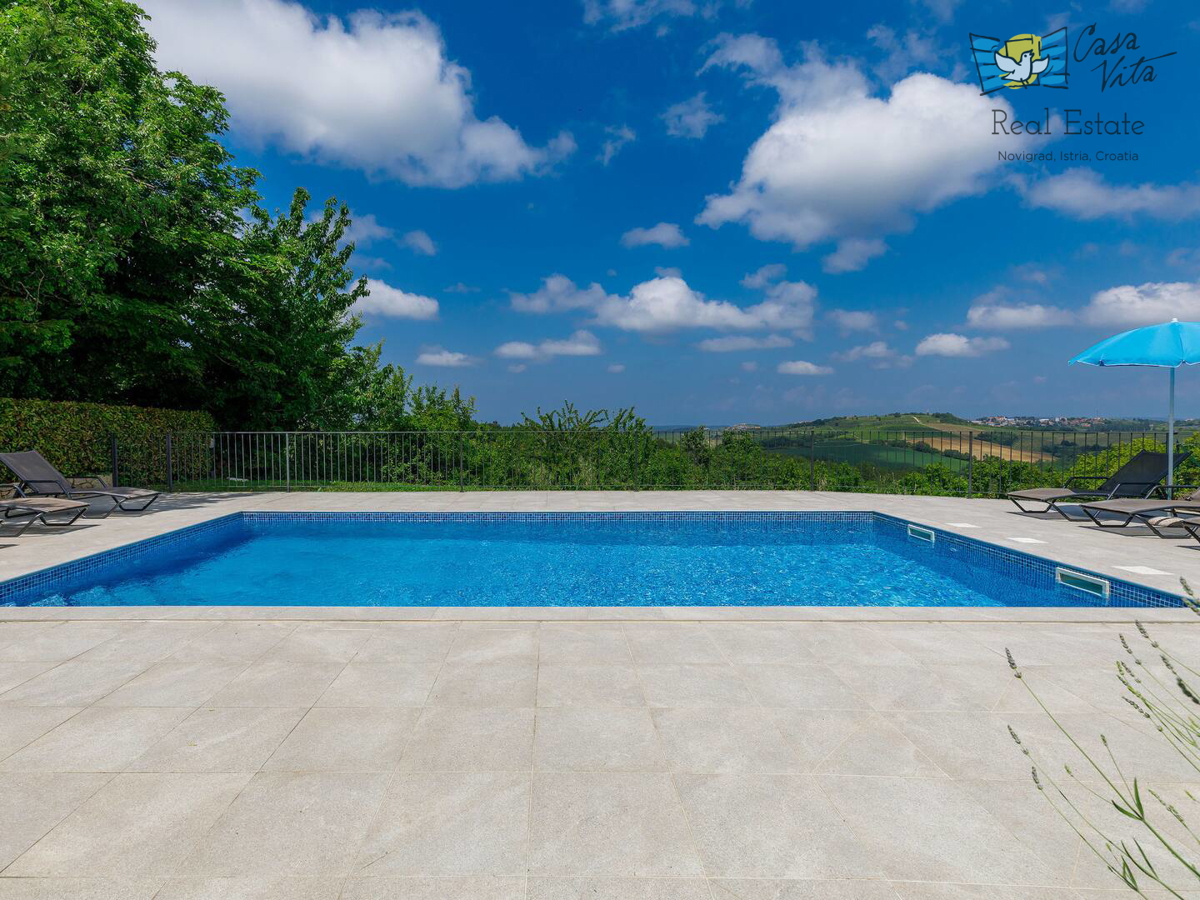 ISTRA, BUJE, Razkošna mediteranska hiša z velikim vrtom