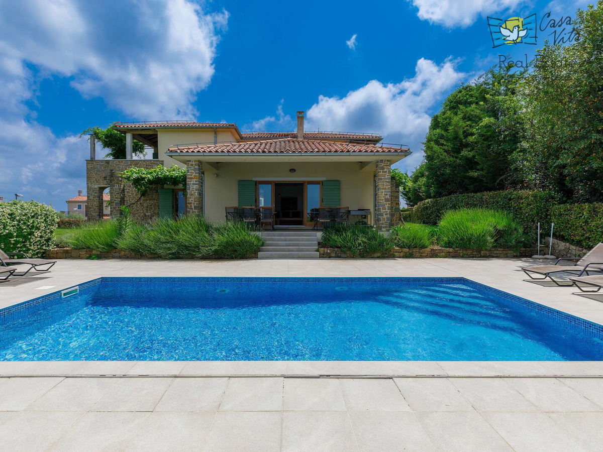 ISTRA, BUJE, Razkošna mediteranska hiša z velikim vrtom