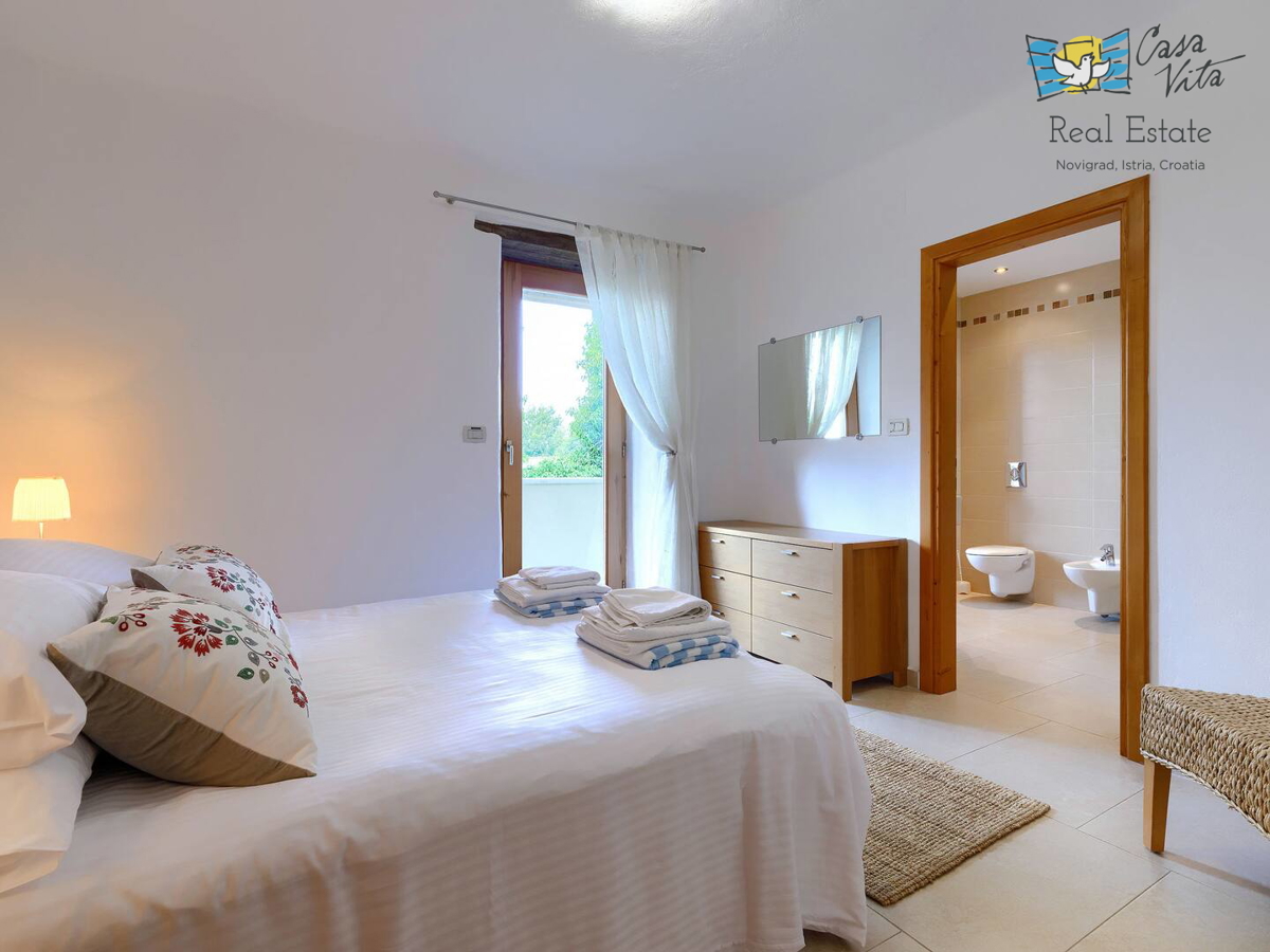 ISTRA, BUJE, Razkošna mediteranska hiša z velikim vrtom