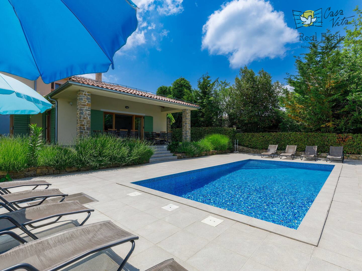 ISTRA, BUJE, Razkošna mediteranska hiša z velikim vrtom