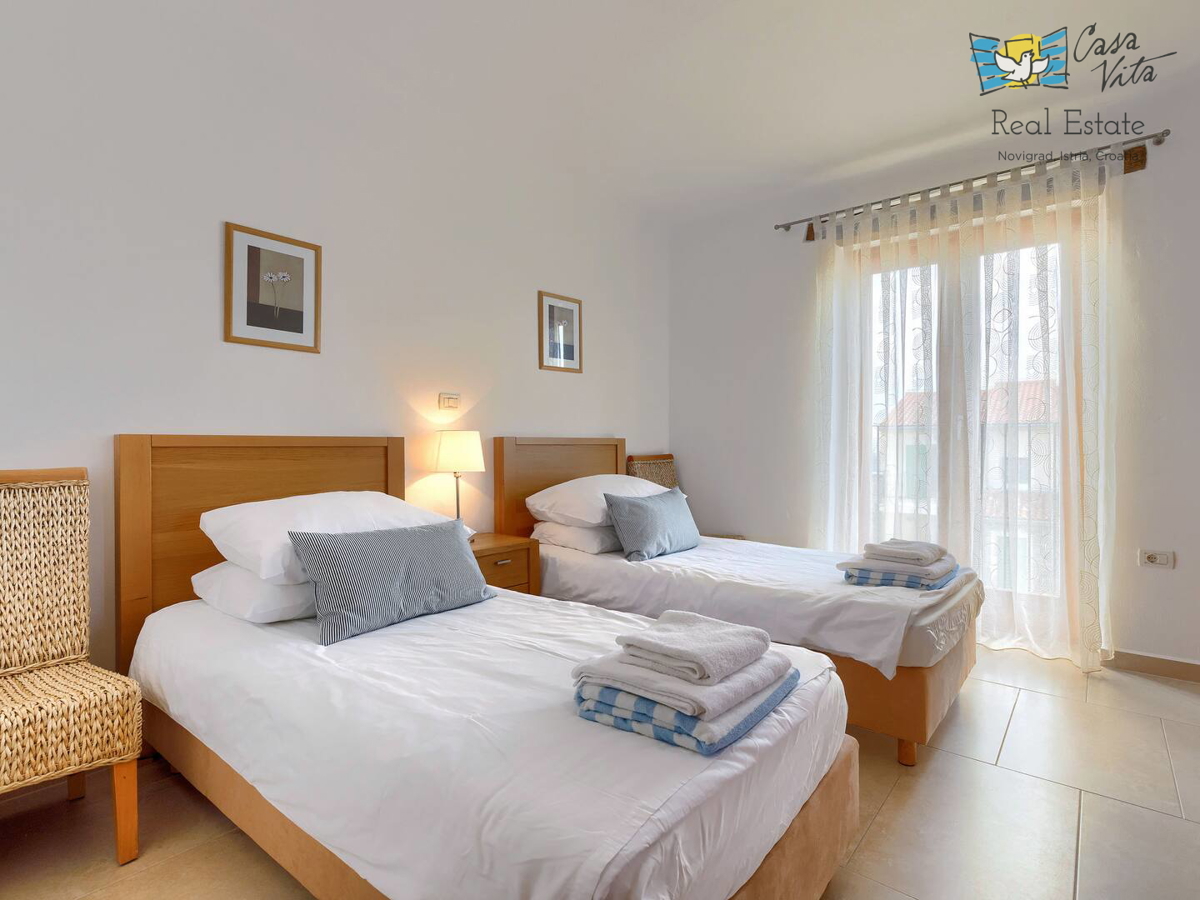 ISTRA, BUJE, Razkošna mediteranska hiša z velikim vrtom