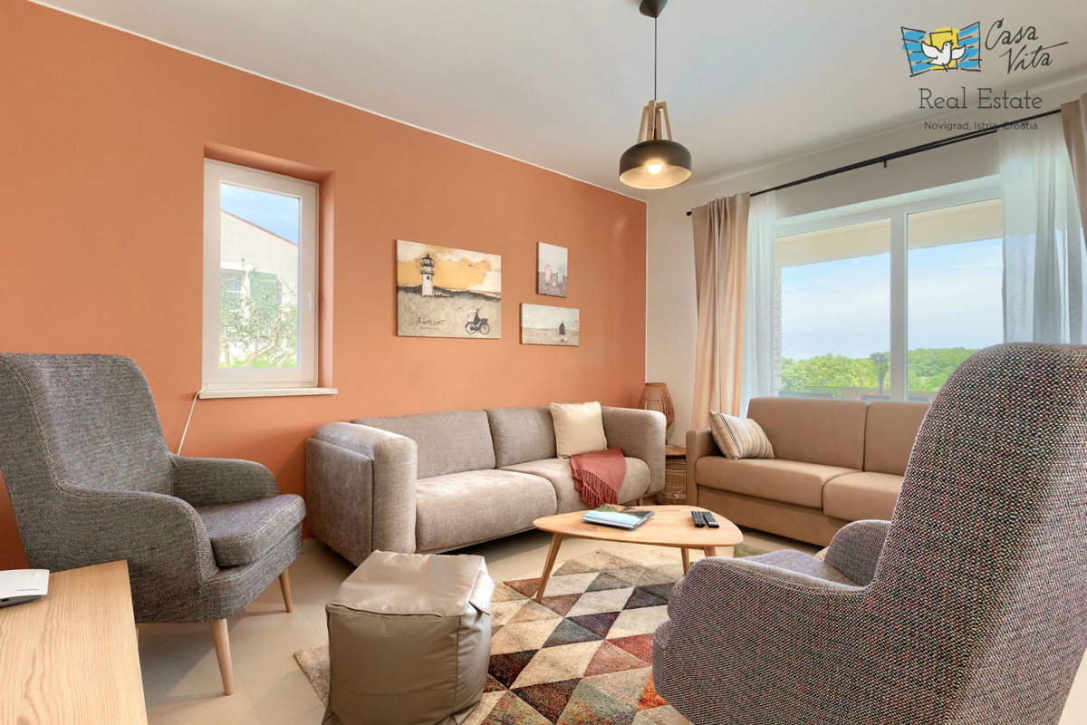 ISTRA, NOVIGRAD - Mediteranska hiša s čudovitim pogledom na morje!