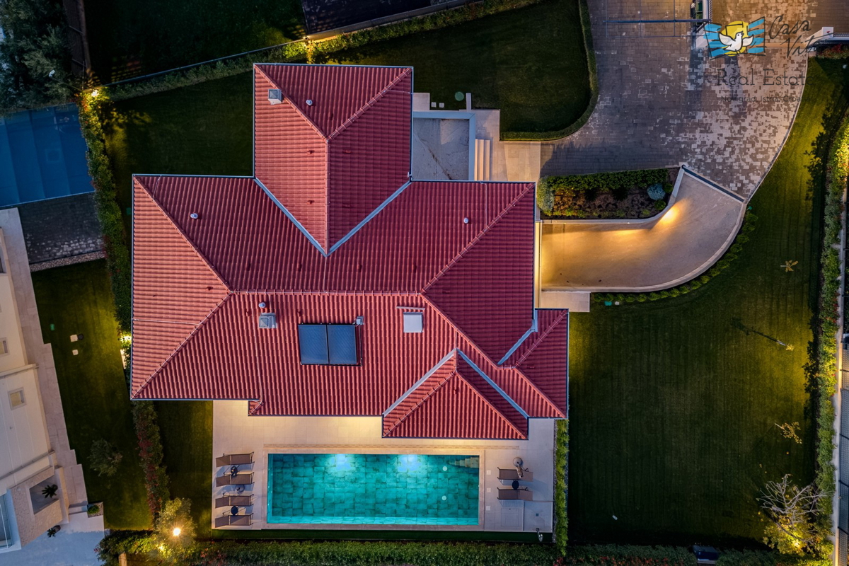 ISTRA, POREČ - Luksuzna vila s bazenom in garažo 1 km od morja!