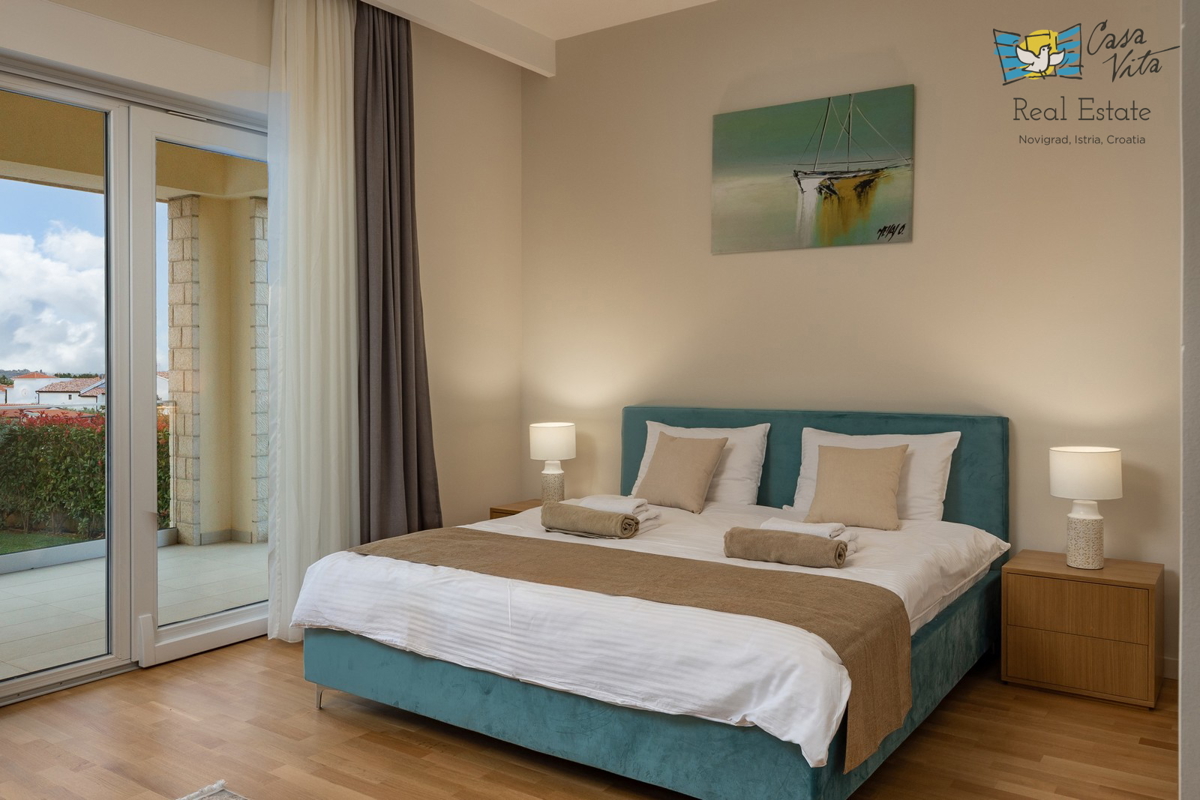 ISTRA, POREČ - Luksuzna vila s bazenom in garažo 1 km od morja!