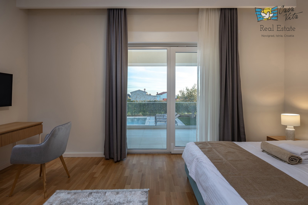 ISTRA, POREČ - Luksuzna vila s bazenom in garažo 1 km od morja!