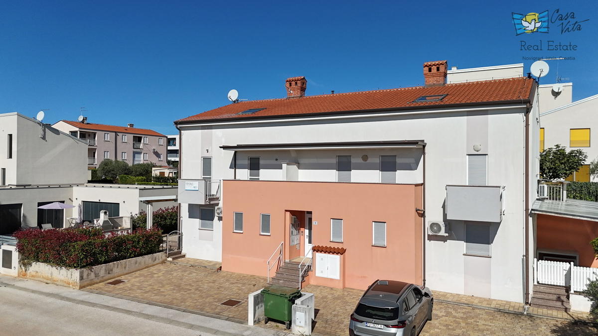 ISTRA, NOVIGRAD - Vrstna hiša 1500 m od morja in središča mesta!