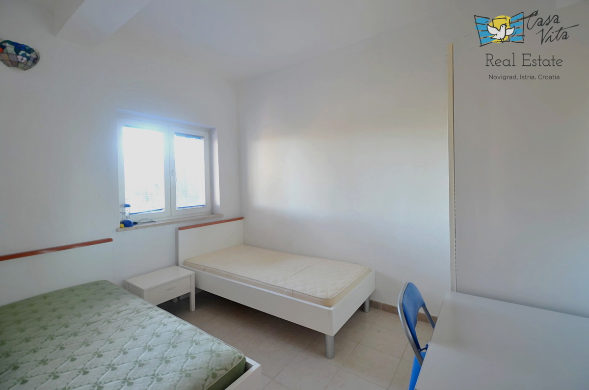 Hiša z apartmaji in čudovitim pogledom na morje
