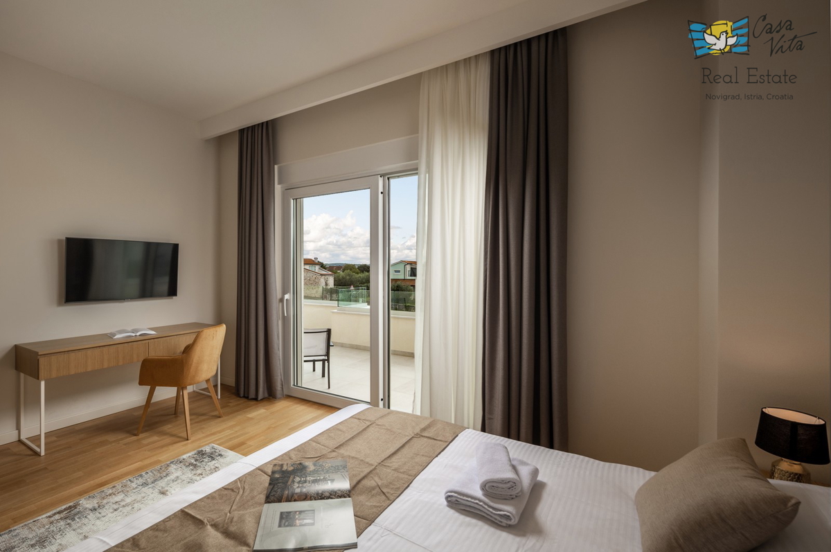 ISTRA, POREČ - Luksuzna vila s bazenom 1 km od morja!