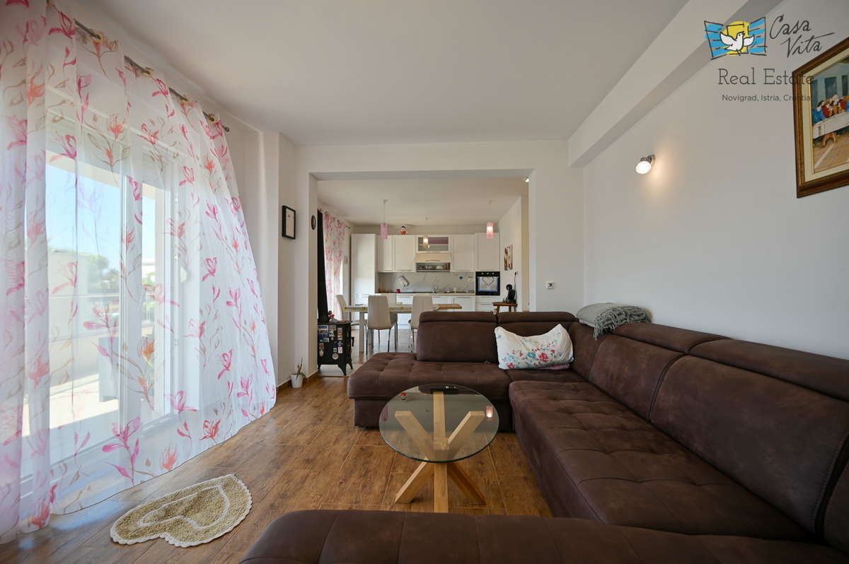 ISTRA, Novigrad - Stanovanje na odlični lokaciji 500 m od morja