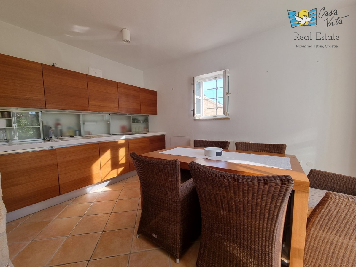 ISTRA, Poreč - Čudovita dvojna hiša 1000 m od morja!