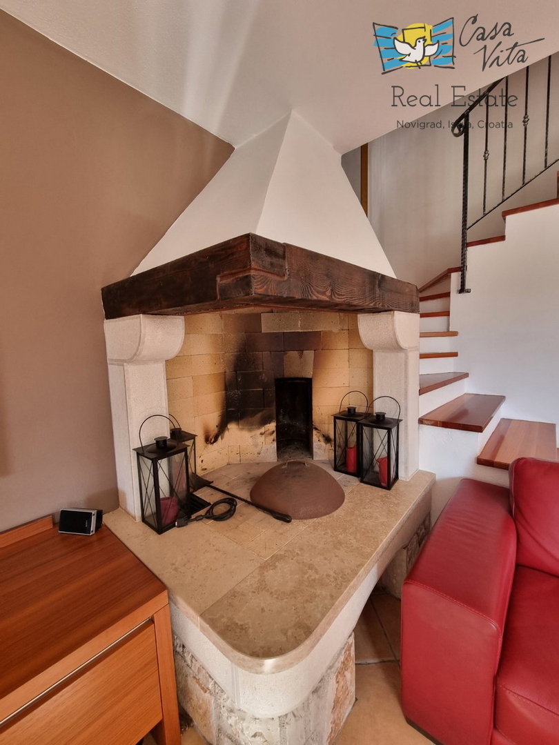 ISTRA, Poreč - Čudovita dvojna hiša 1000 m od morja!