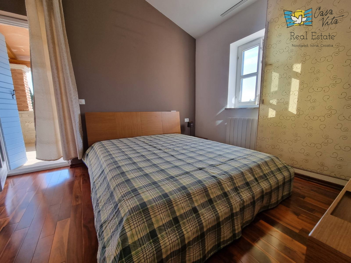 ISTRA, Poreč - Čudovita dvojna hiša 1000 m od morja!