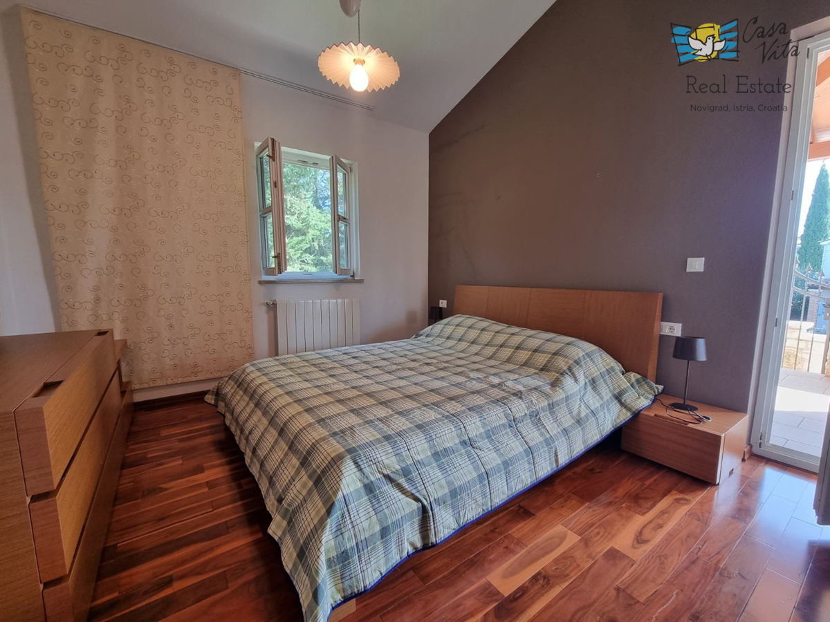 ISTRA, Poreč - Čudovita dvojna hiša 1000 m od morja!