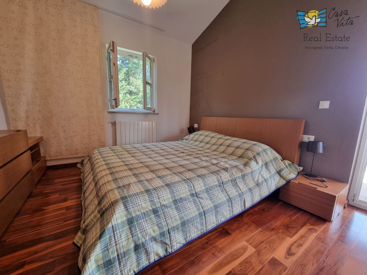 ISTRA, Poreč - Čudovita dvojna hiša 1000 m od morja!