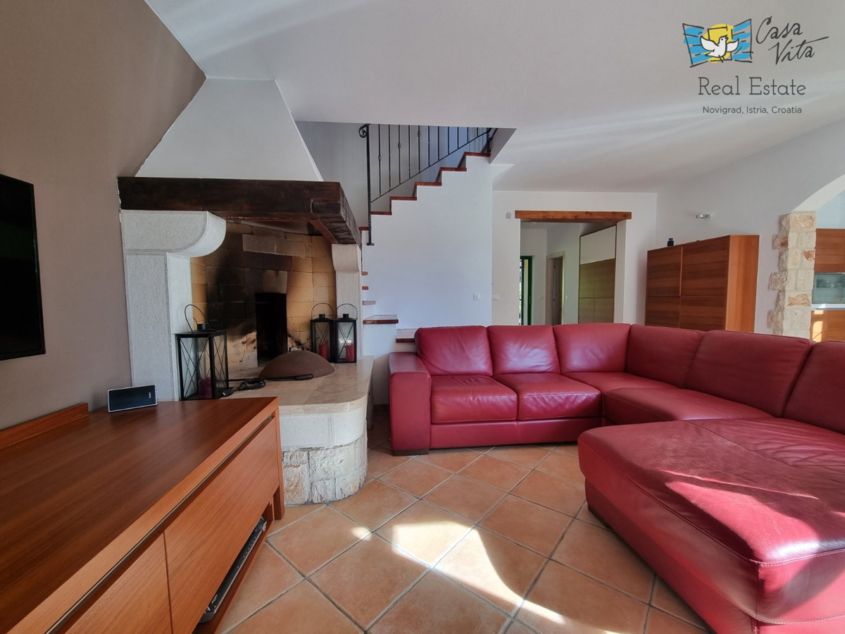 ISTRA, Poreč - Čudovita dvojna hiša 1000 m od morja!