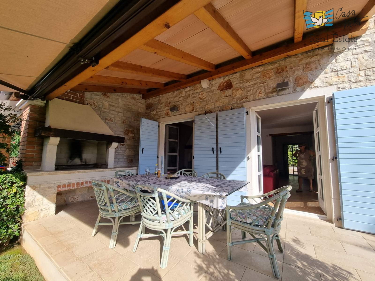 ISTRA, Poreč - Čudovita dvojna hiša 1000 m od morja!