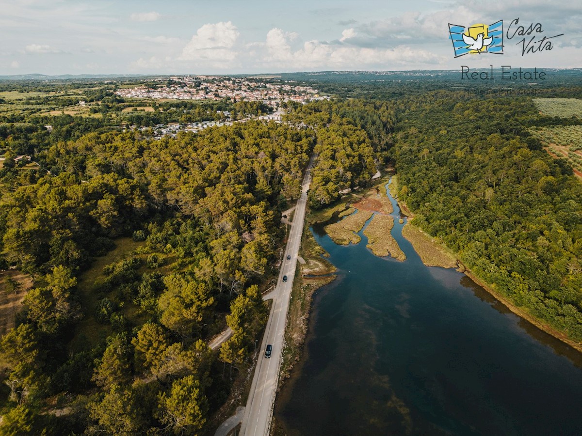 Moderna hiša v okolici Poreča, 1 km od morja!