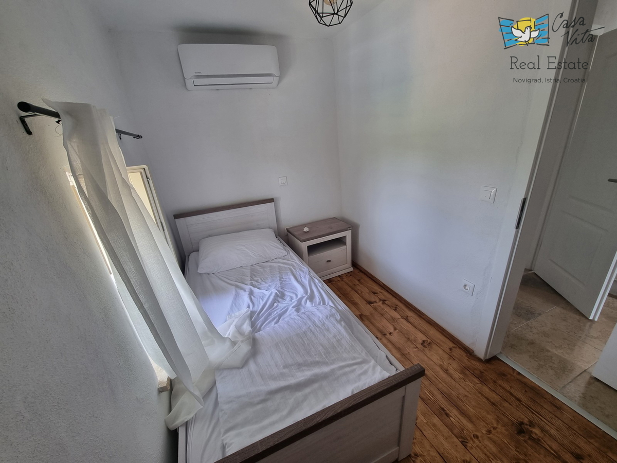 Kamnita hiša v centru Tara!