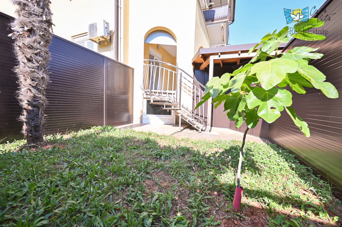 Apartma v pritličju na odlični lokaciji v Novigradu - 500m od morja!