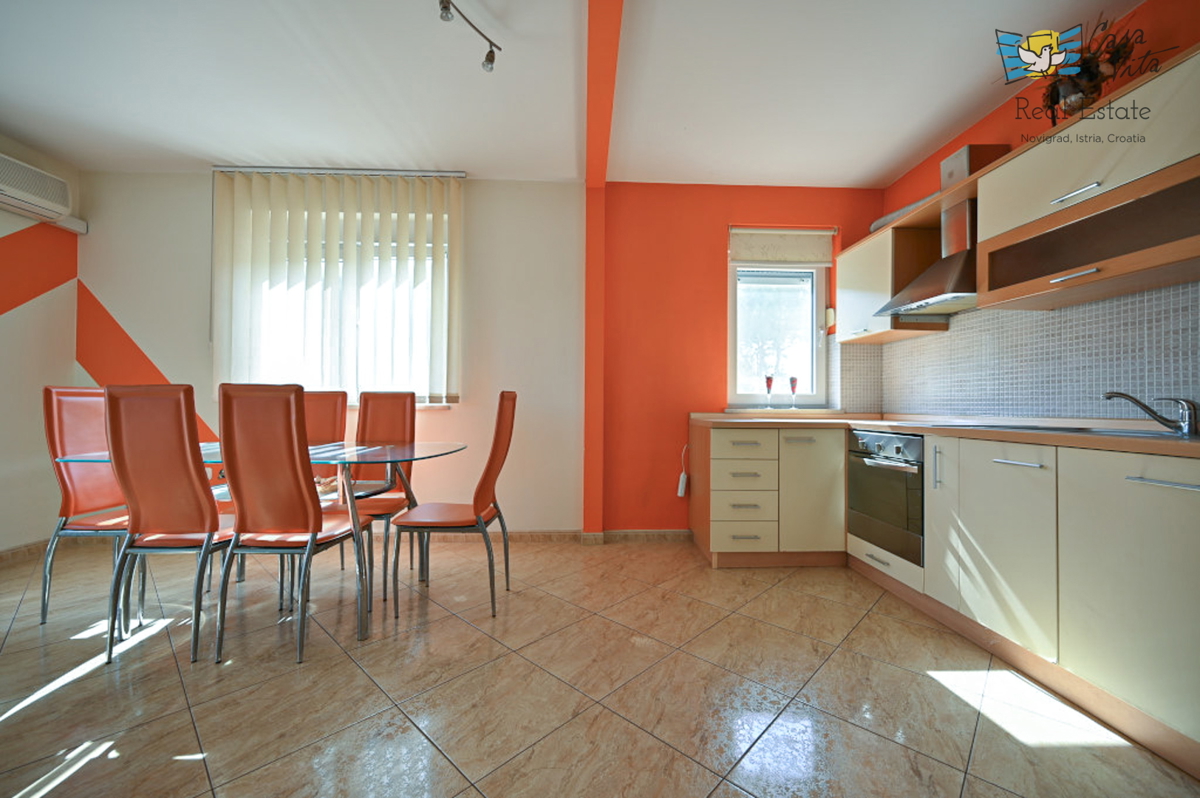 Apartma v pritličju na odlični lokaciji v Novigradu - 500m od morja!