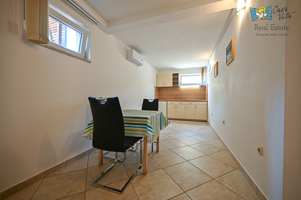 Apartma v pritličju na odlični lokaciji v Novigradu - 500m od morja!