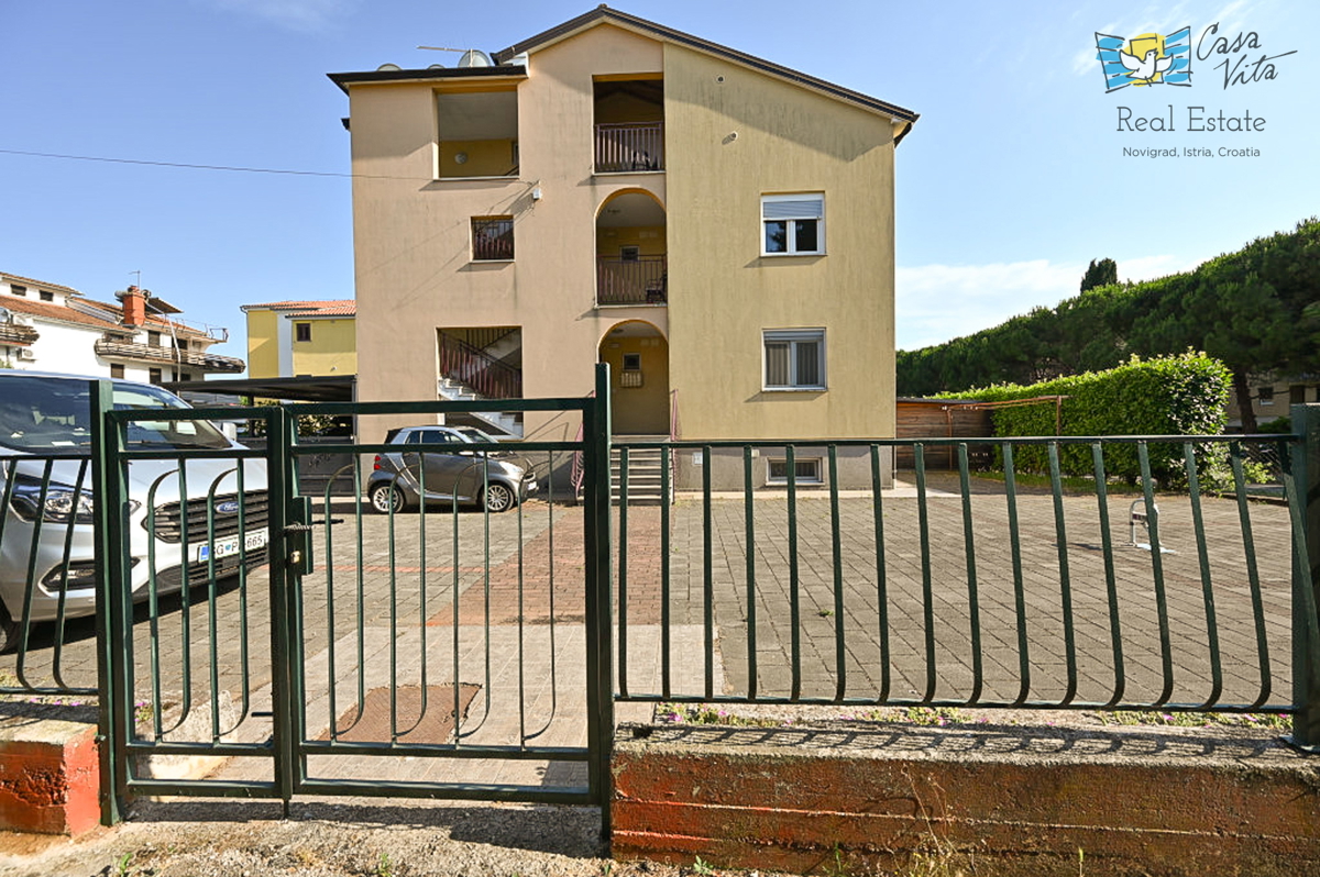 Apartma v pritličju na odlični lokaciji v Novigradu - 500m od morja!