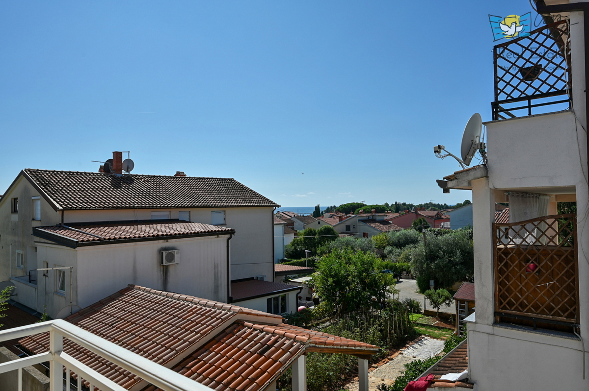 ISTRA, NOVIGRAD - Stanovanje z dvema spalnicama in lepim pogledom na morje!