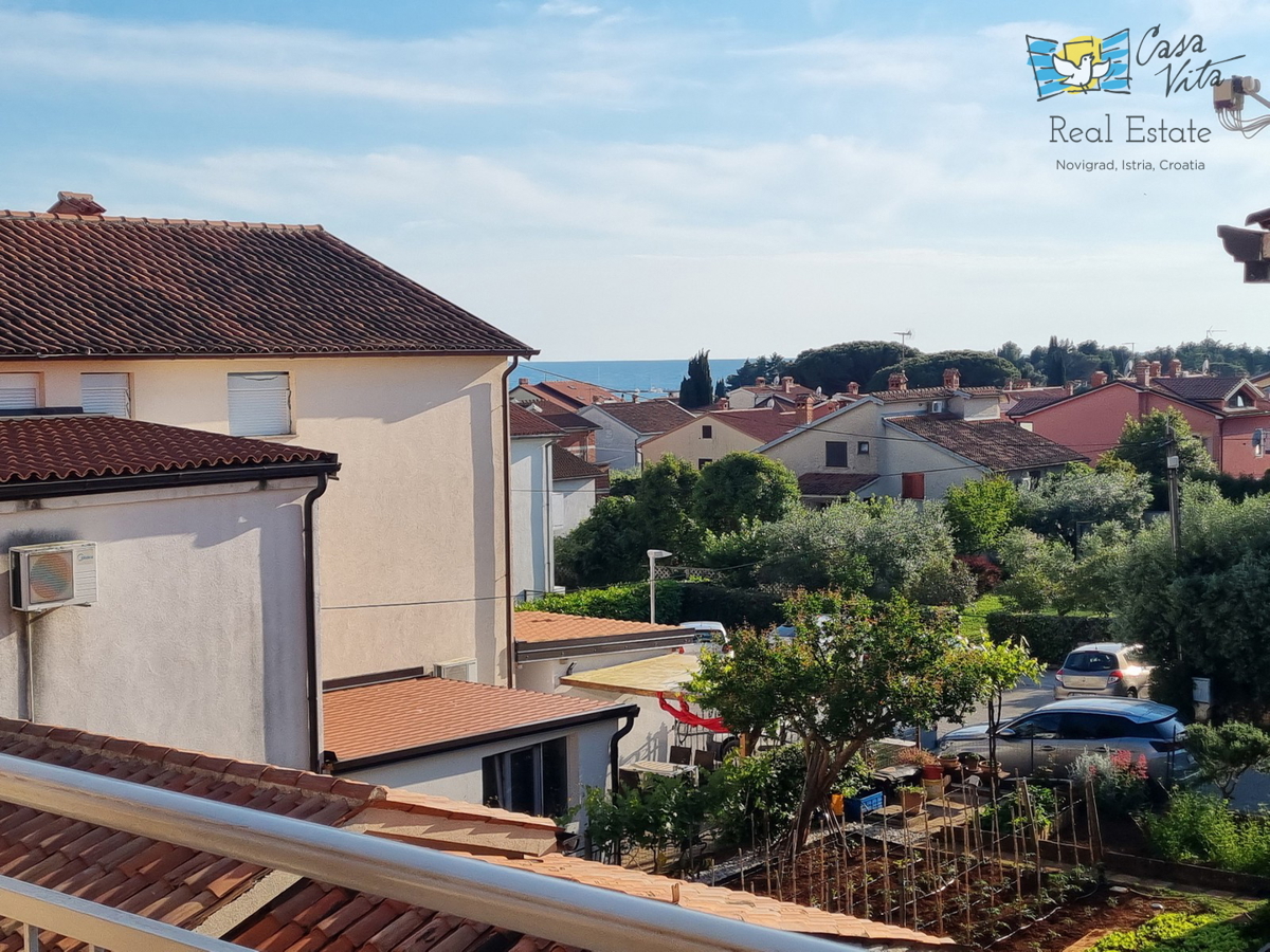 ISTRA, NOVIGRAD - Stanovanje z dvema spalnicama in lepim pogledom na morje!