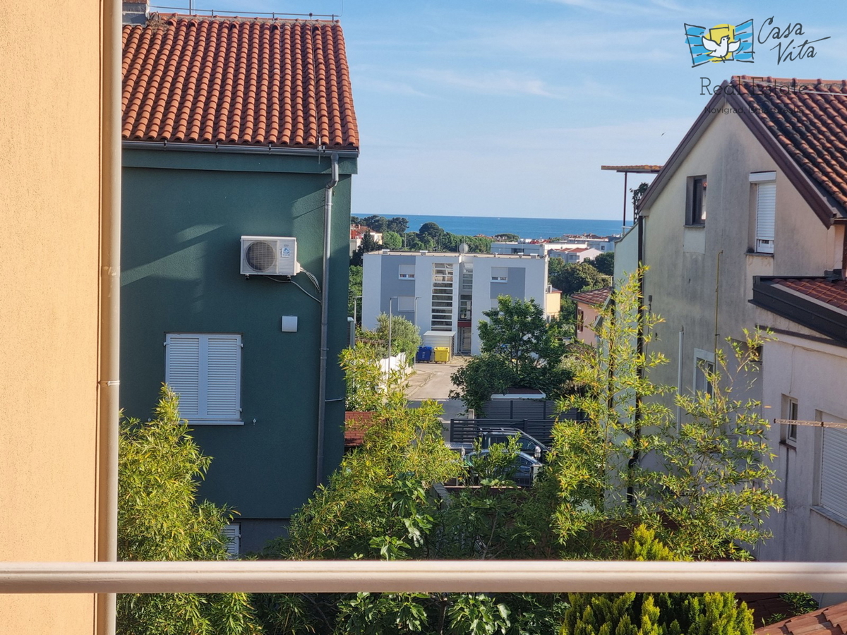 ISTRA, NOVIGRAD - Stanovanje z dvema spalnicama in lepim pogledom na morje!