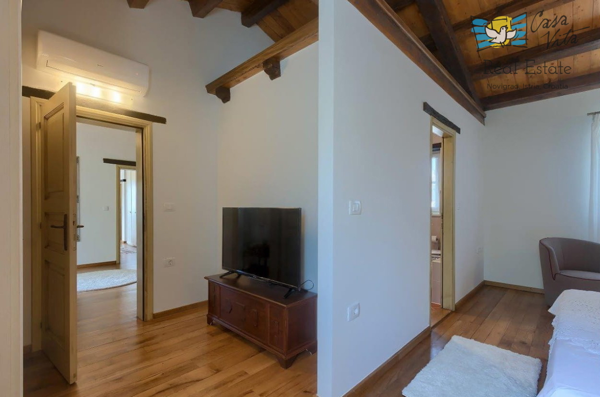 ISTRA, POREČ - Čudovita kamnita vila v Tinjanu!
