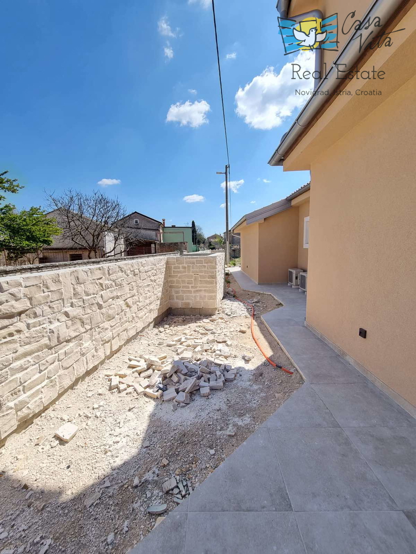 Lepo urejena hiša s pomožno garsonjero 15 minut od Rovinja