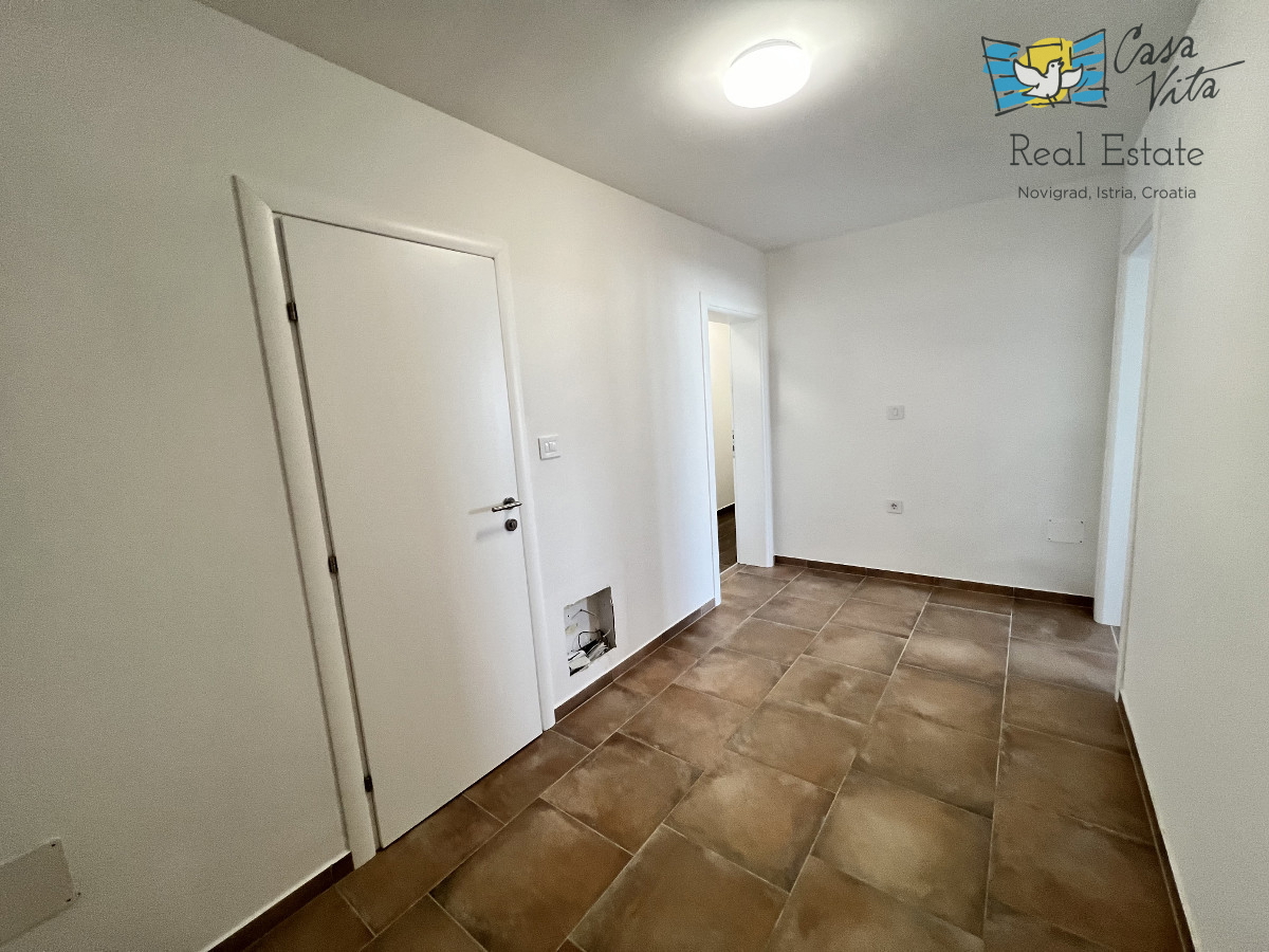 Lep in prostoren apartma s pogledom na morje - Novigrad!