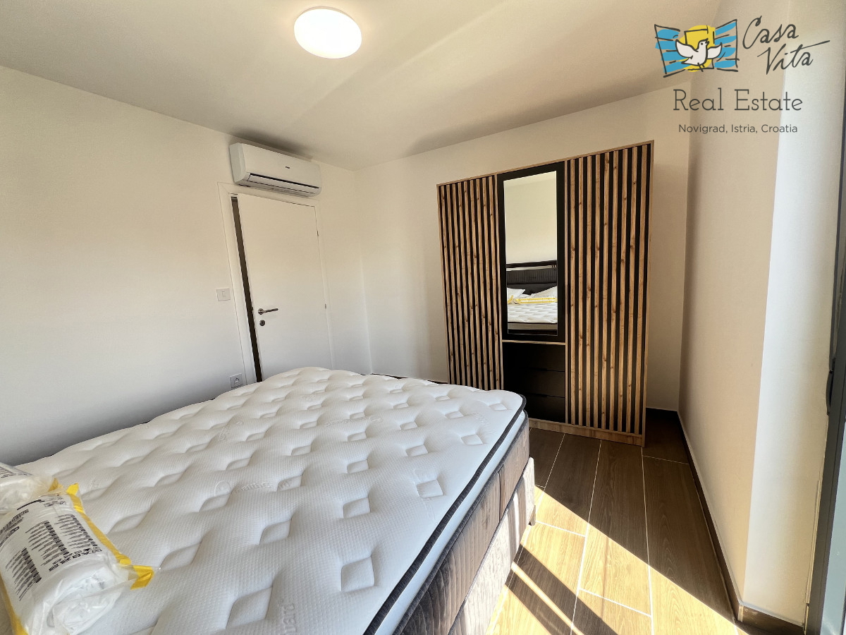Lep in prostoren apartma s pogledom na morje - Novigrad!
