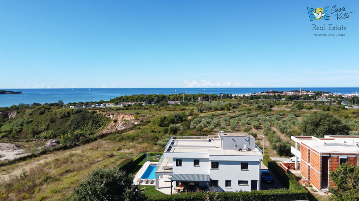 Čudovita hiša s panoramskim pogledom na morje in mesto Novigrad - 500m od morja!