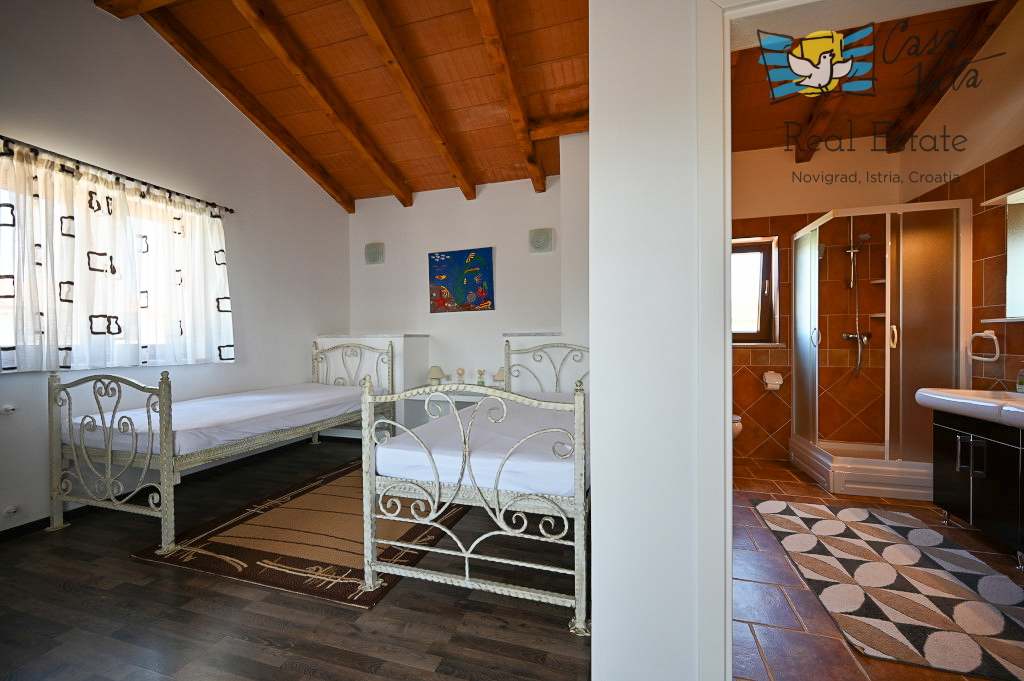 ISTRA, POREČ - Samostojna hiša v okolici Vižinade