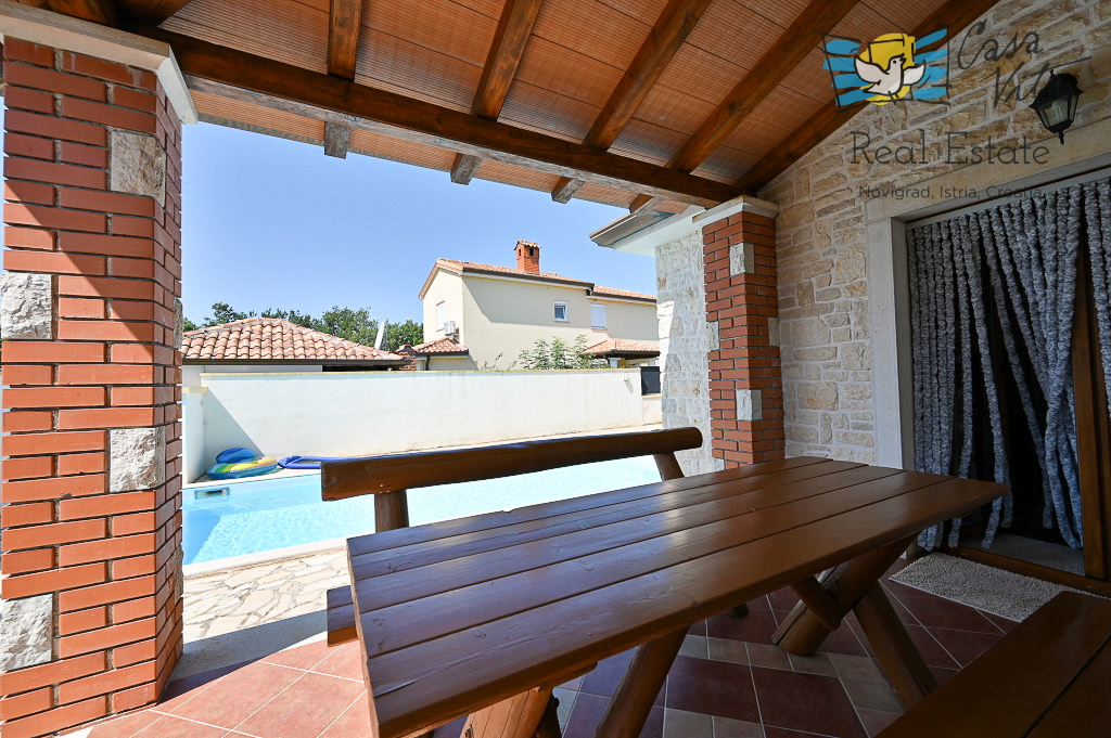 ISTRA, POREČ - Samostojna hiša v okolici Vižinade