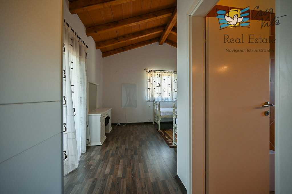 ISTRA, POREČ - Samostojna hiša v okolici Vižinade