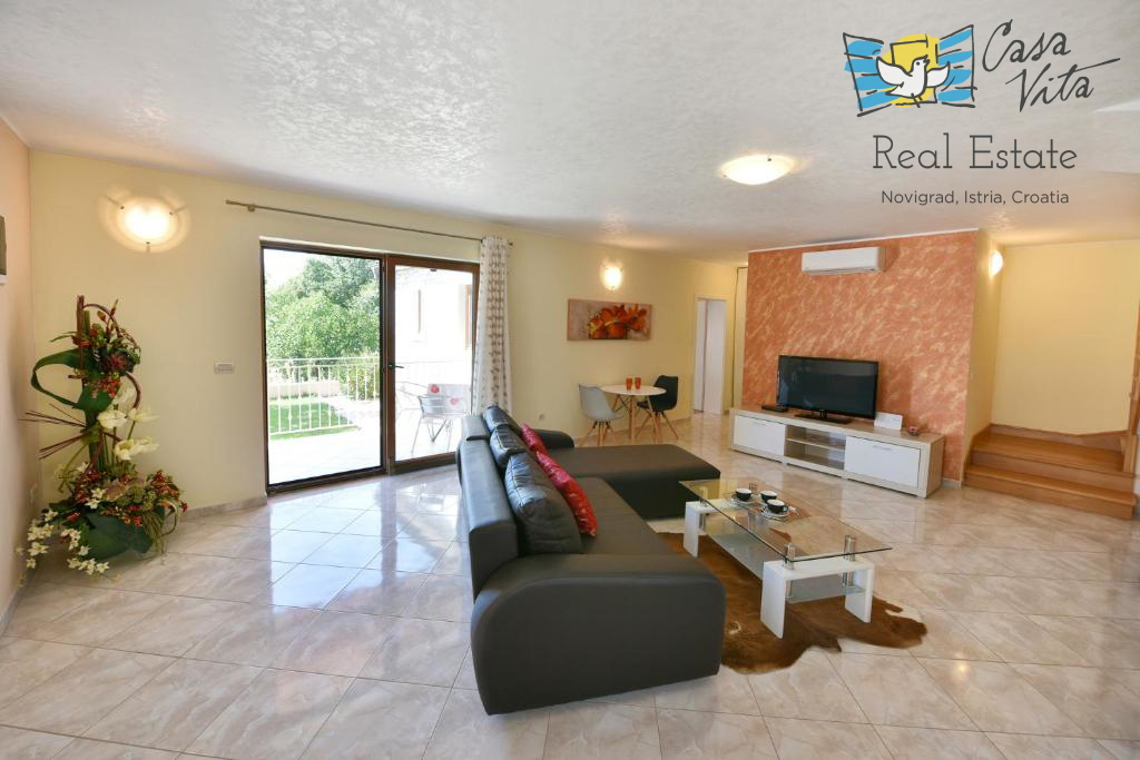 Istra, Poreč - Samostojna hiša 12 km od morja in centra mesta Poreč!