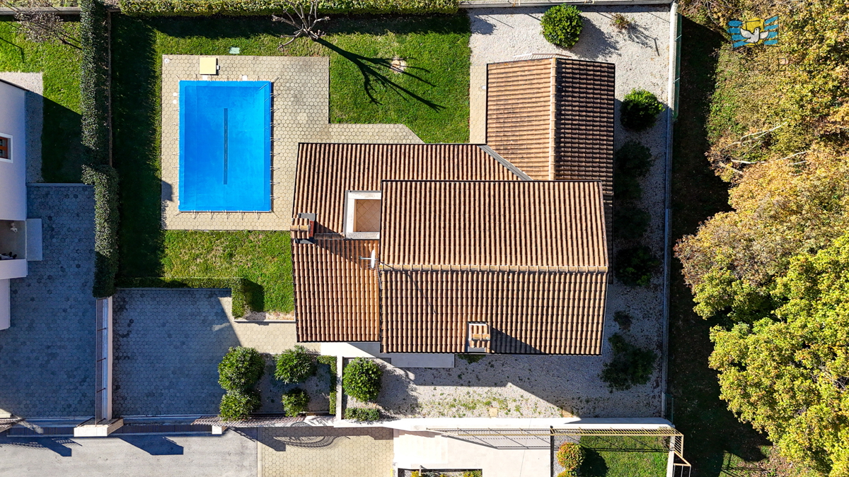 Istra, Poreč - Samostojna hiša 12 km od morja in centra mesta Poreč!